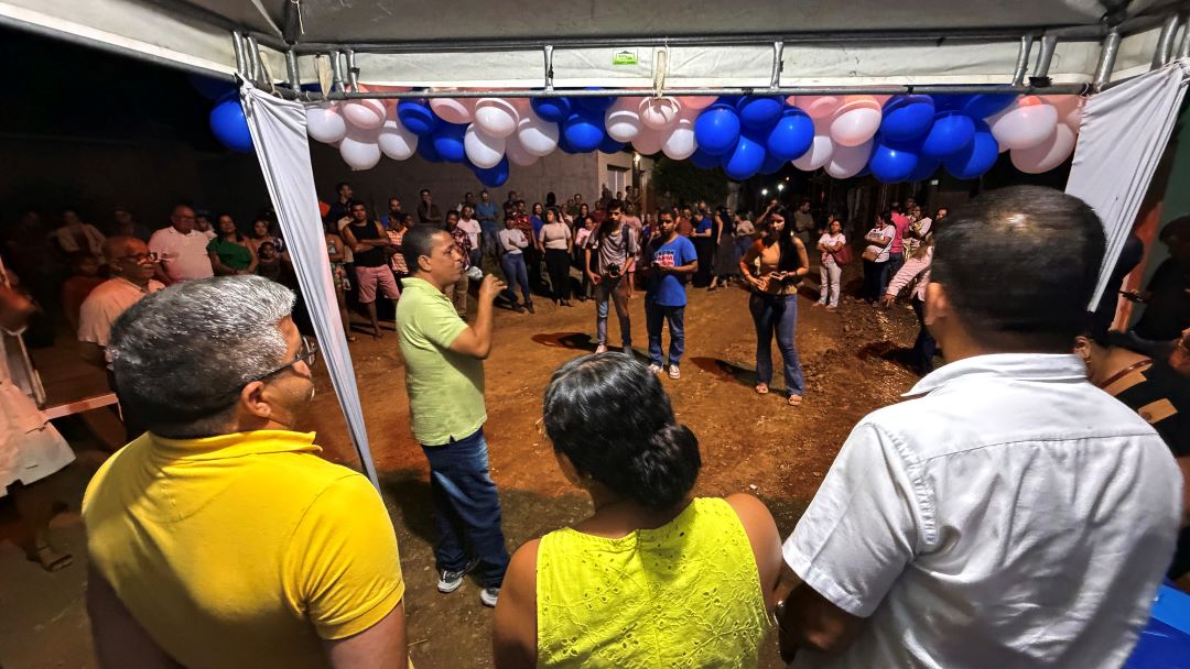 Imagem 3 de Quartou com Obras leva mais pavimentação ao loteamento Santa Helena