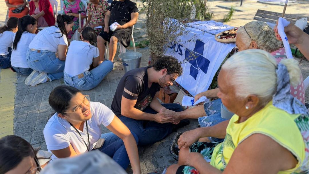 Imagem 5 de Praça do Alto da Maravilha vira espaço de saúde e acolhimento em ação premiada da Prefeitura de Senhor do Bonfim